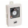 Timer mecánico de voltaje dual con gabinete, 1F X 110/230 Volts, PANDA, serie KROSS