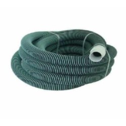 Manguera flexible de 1.25? marca PANDA de 15 metros de largo con un extremo giratorio y el otro fijo