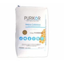 Bulto de resina catiónica para suavizador marca PURIKOR en presentación 28.3 Litros PK-RESINA-CA